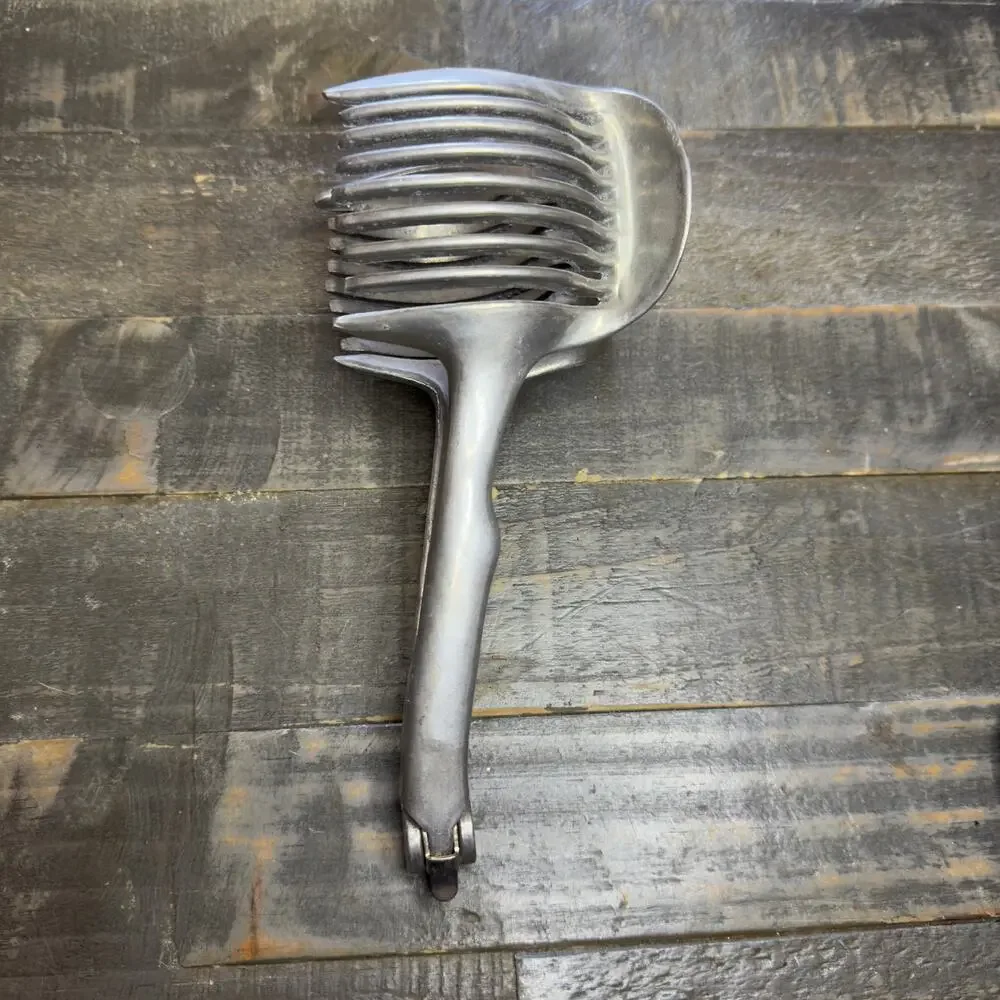 Vintage Aluminum Egg Or Vegetable‎ Slicer, Kitchen Accessories